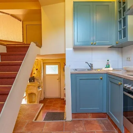 Hexenhaus Kleine Finka 普雷罗